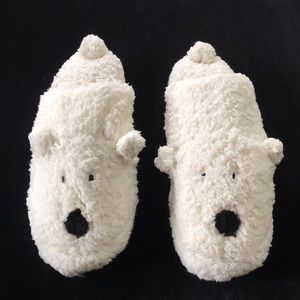3/$20 NWT Polar Bear Heatable Slippers